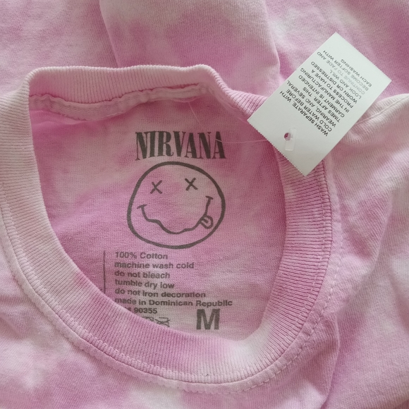 NWT Nirvana Smiley Tie Dye Pink T-shirt Top M - Picture 5 of 5